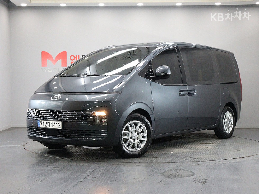 Hyundai Staria