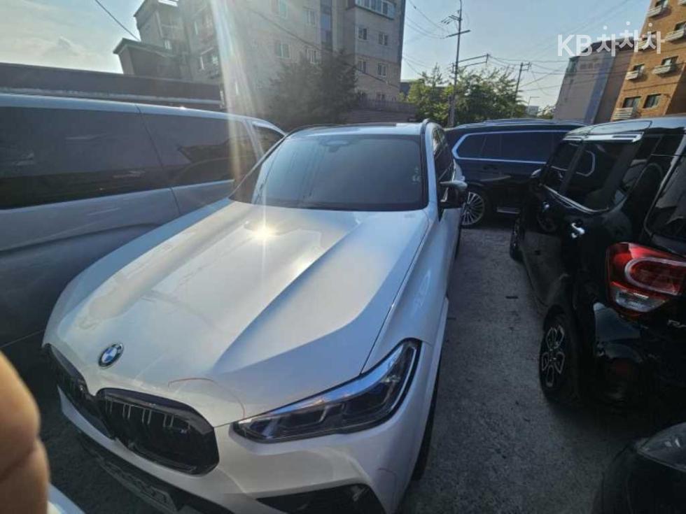 BMW X5M