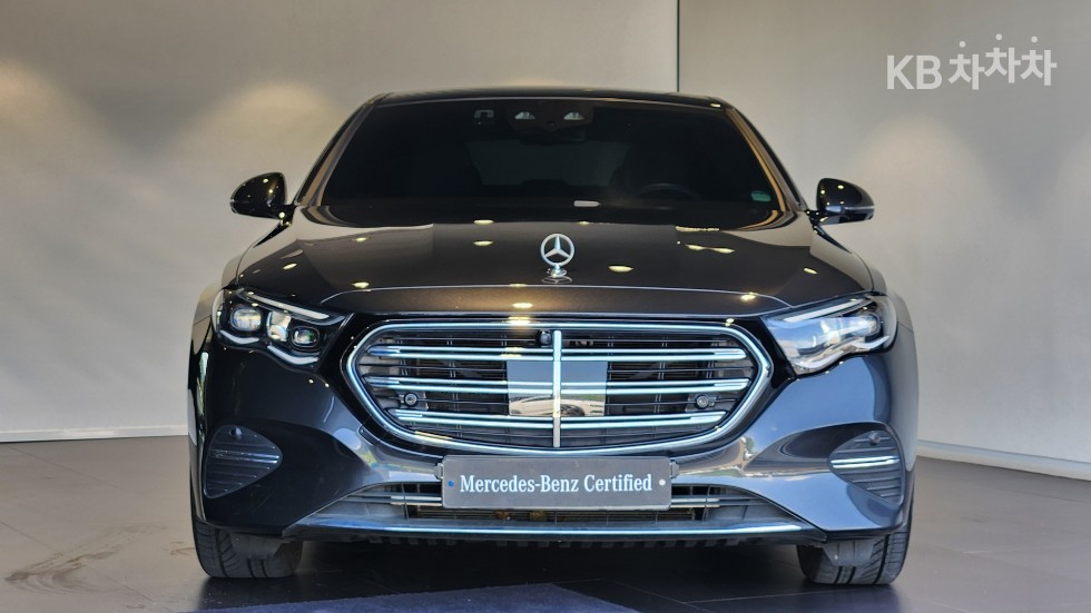 مرسيدس E-Class