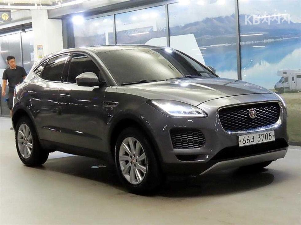 Jaguar E-PACE