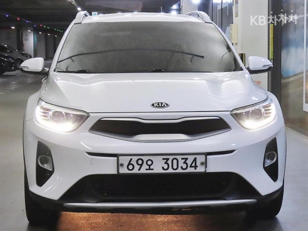 Kia Stonic PRESTIGE — фото 3