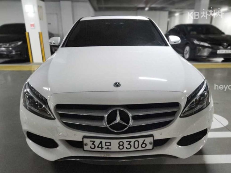 مرسيدس C-Class