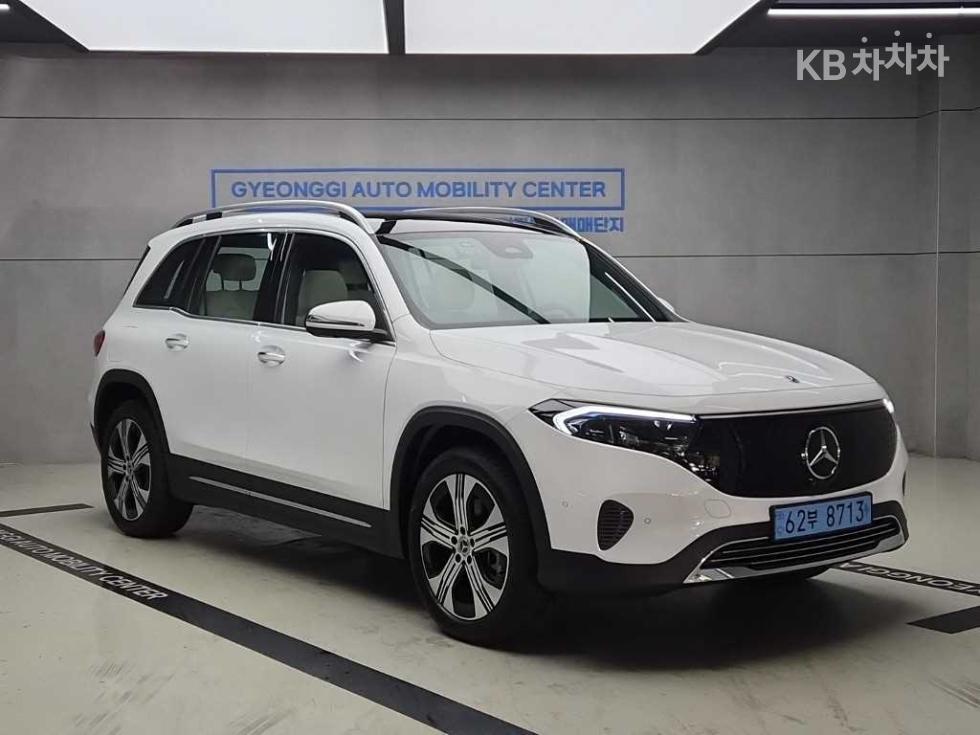 Mercedes-Benz EQB