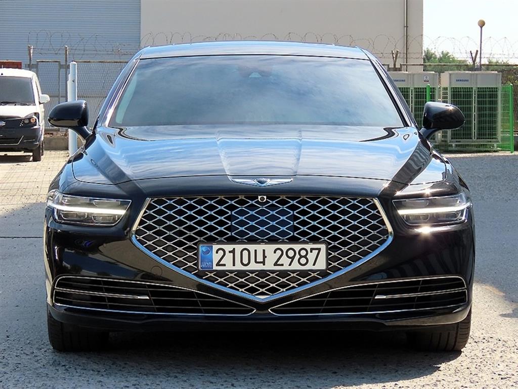 جينيسيس G90