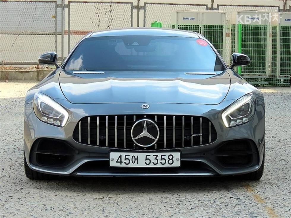 Mercedes-Benz AMG GT