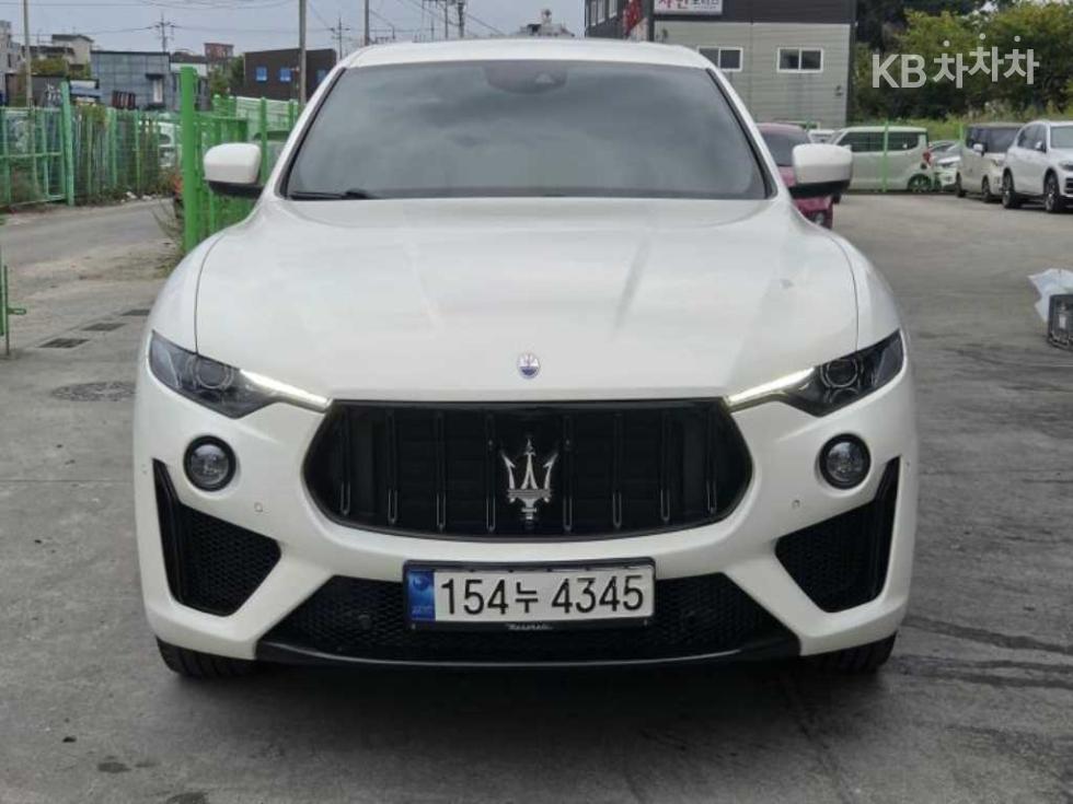 Maserati Леванте