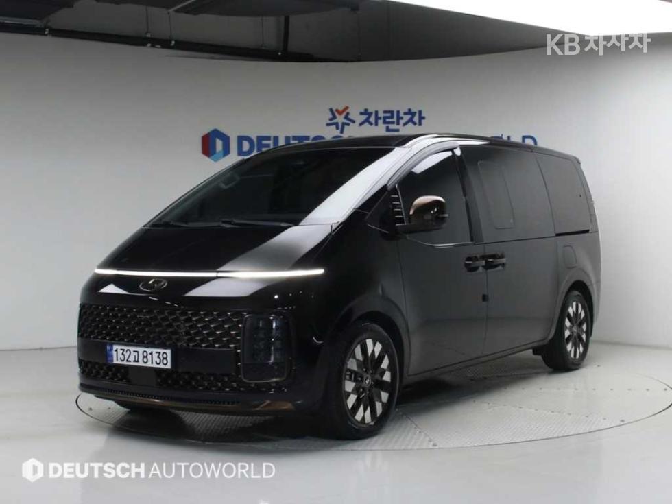 Hyundai Staria