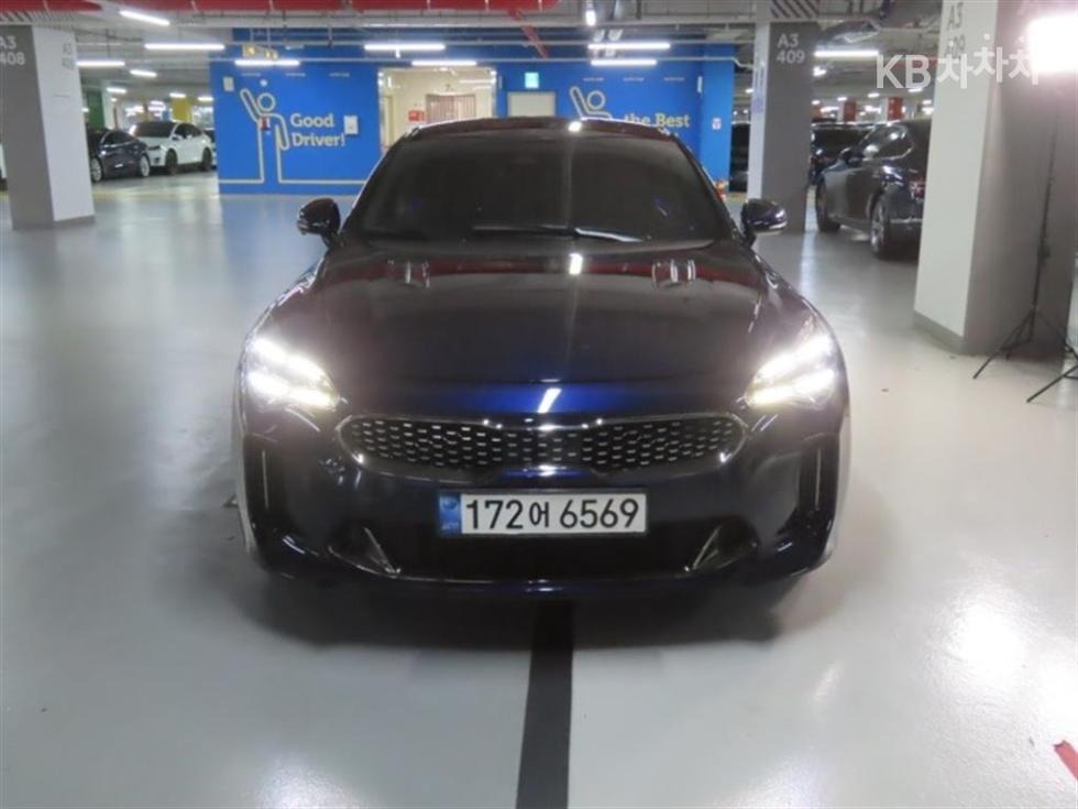 Kia Стингер