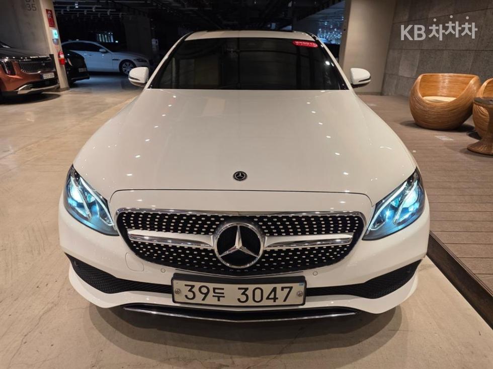 مرسيدس E-Class