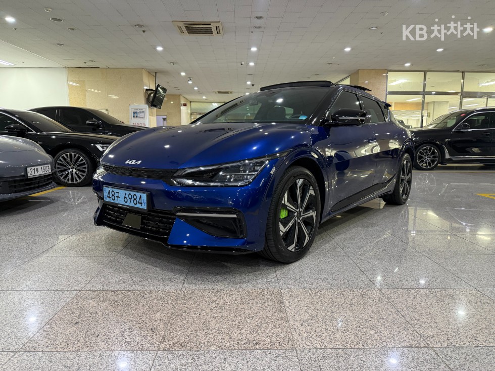 기아 EV6 2021년식 기아 EV6 롱 레인지 4WD GT-Line