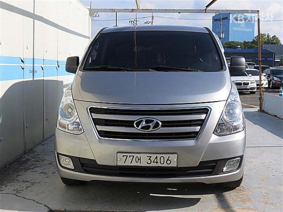 Hyundai Grand Starex