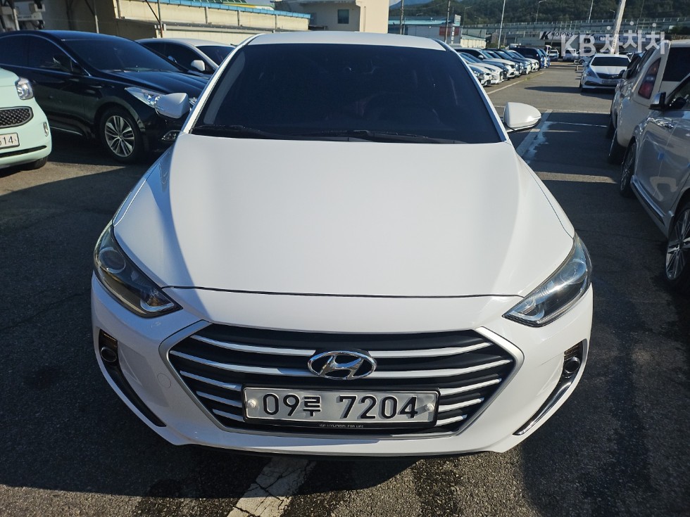 Hyundai Avante, 2018