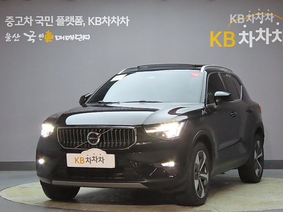 فولفو XC40