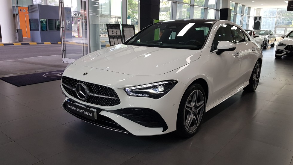 Mercedes-Benz CLA-Class