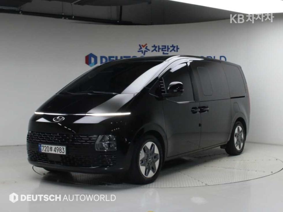 Hyundai Staria