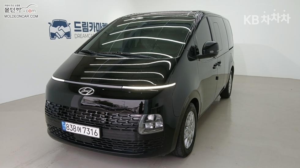 Hyundai Staria