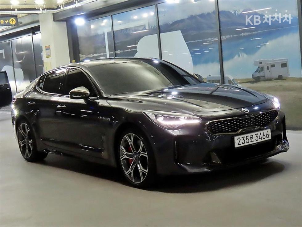 Kia Стингер