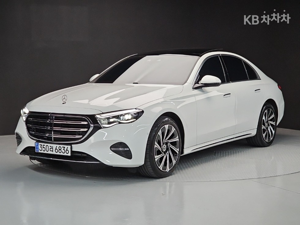 Mercedes-Benz E-Class Exclusive — фото 2