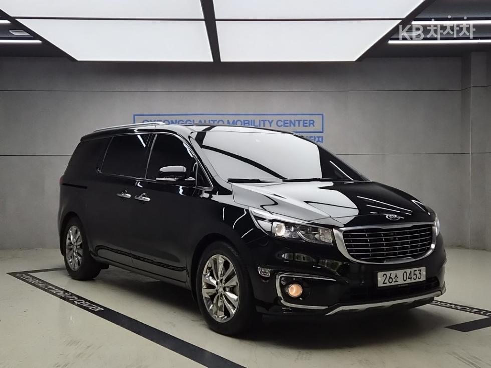 Kia Carnival