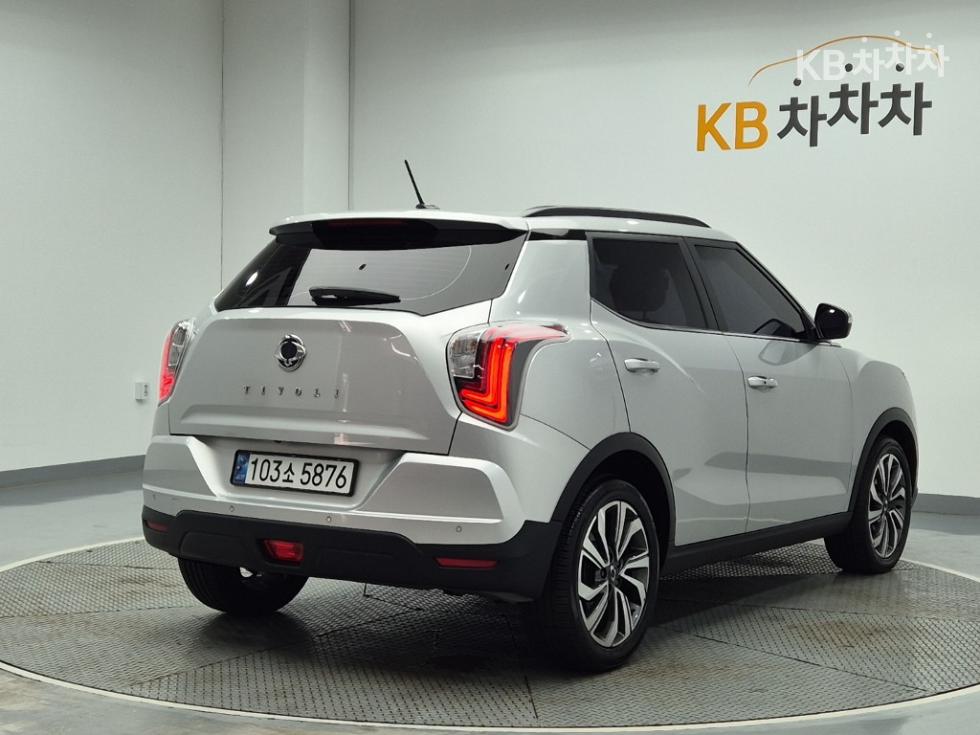 KG Mobility Tivoli BASE MODEL — фото 3
