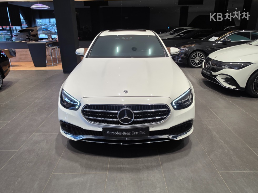 مرسيدس E-Class