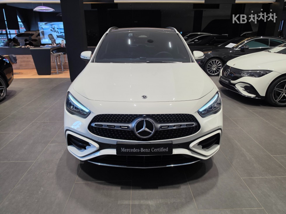 Mercedes-Benz GLA-Class