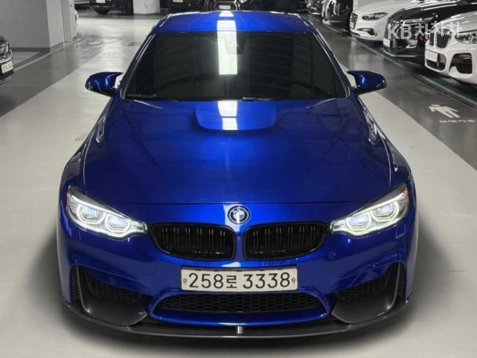 BMW M4