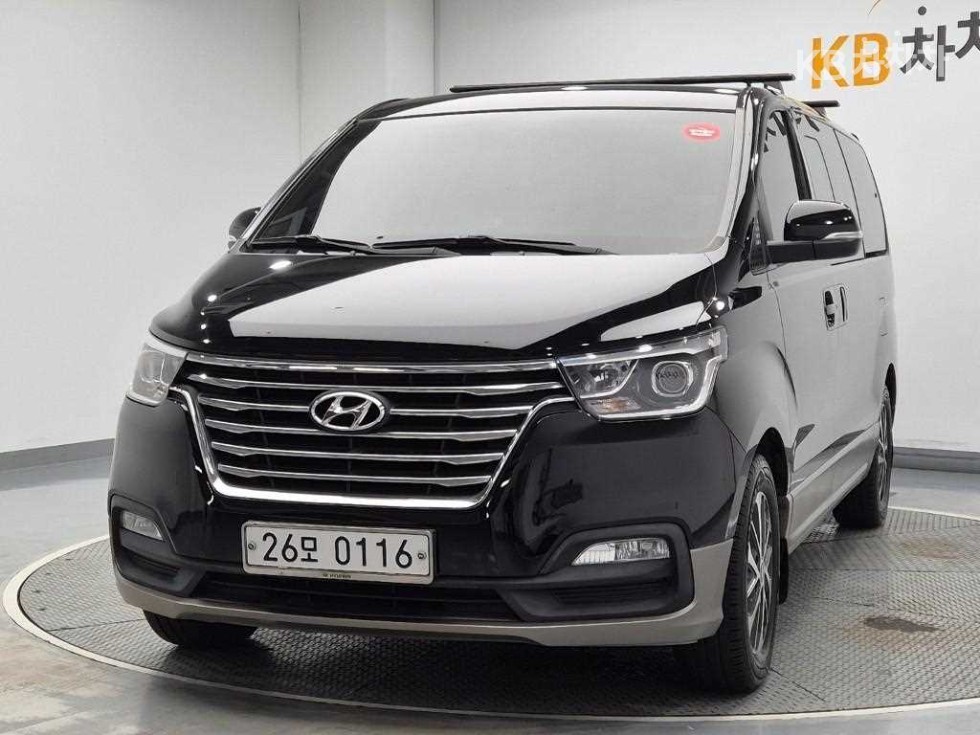 Hyundai Grand Starex