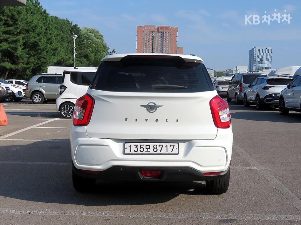KG Mobility Tivoli A1 — фото 3