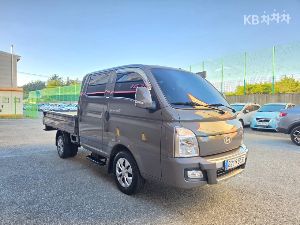 Hyundai Premium — фото 2