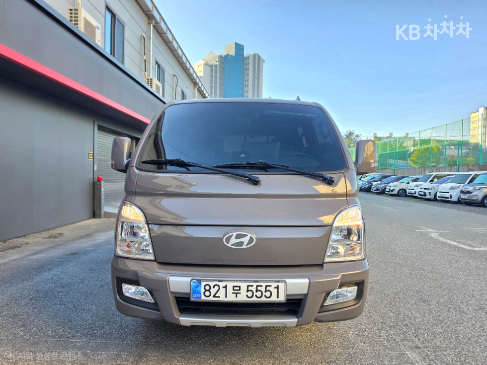 Hyundai Premium — фото 3