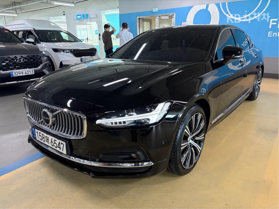 Volvo S90