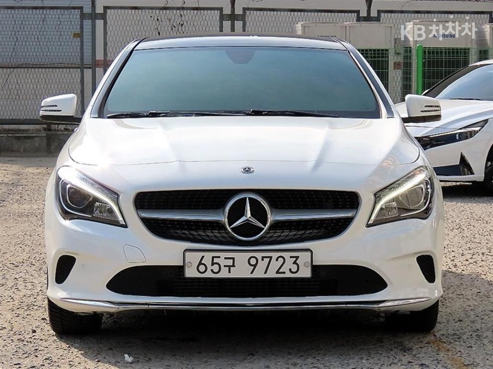 Mercedes-Benz CLA-Class