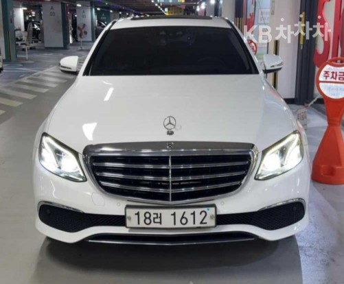 مرسيدس E-Class