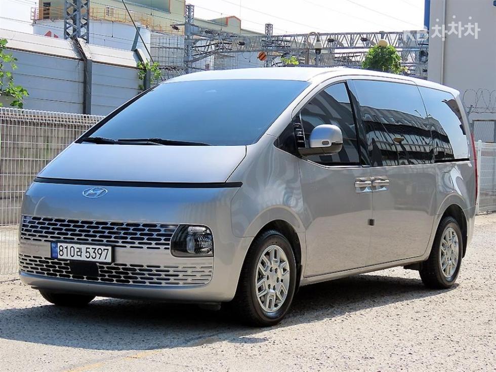 Hyundai Staria — фото 2