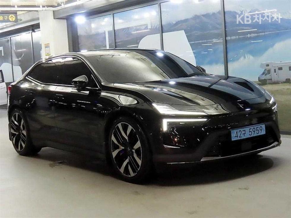بولستار Polestar 4