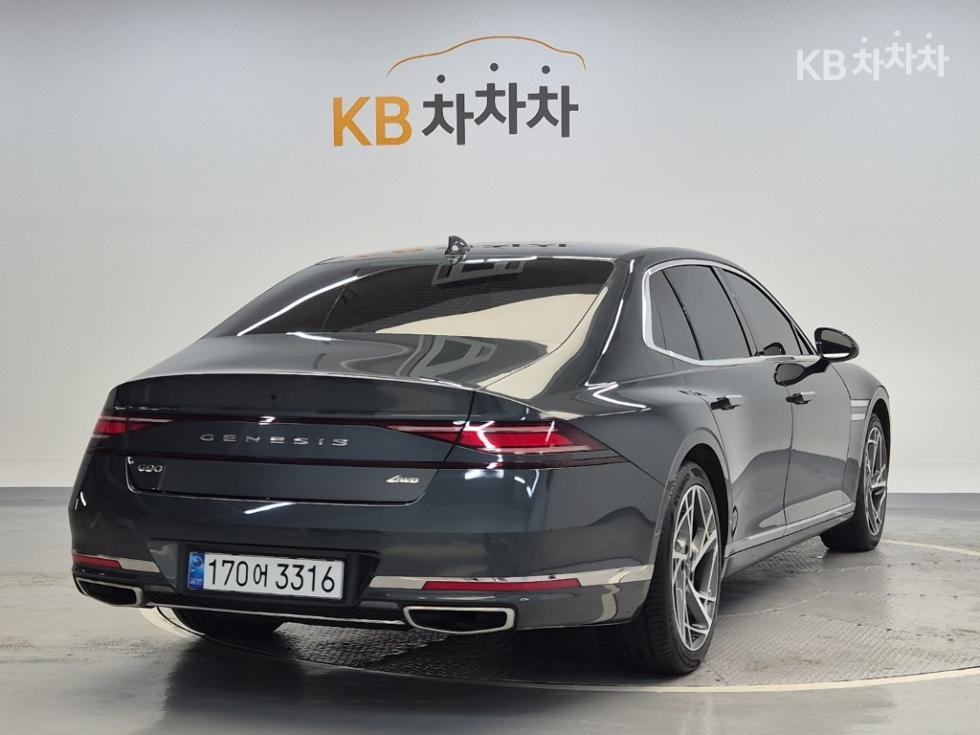 Genesis G90 BASE MODEL — фото 3