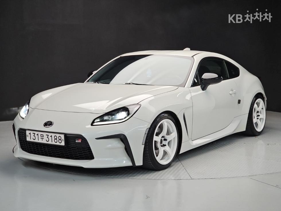 Toyota 86 Premium — фото 1