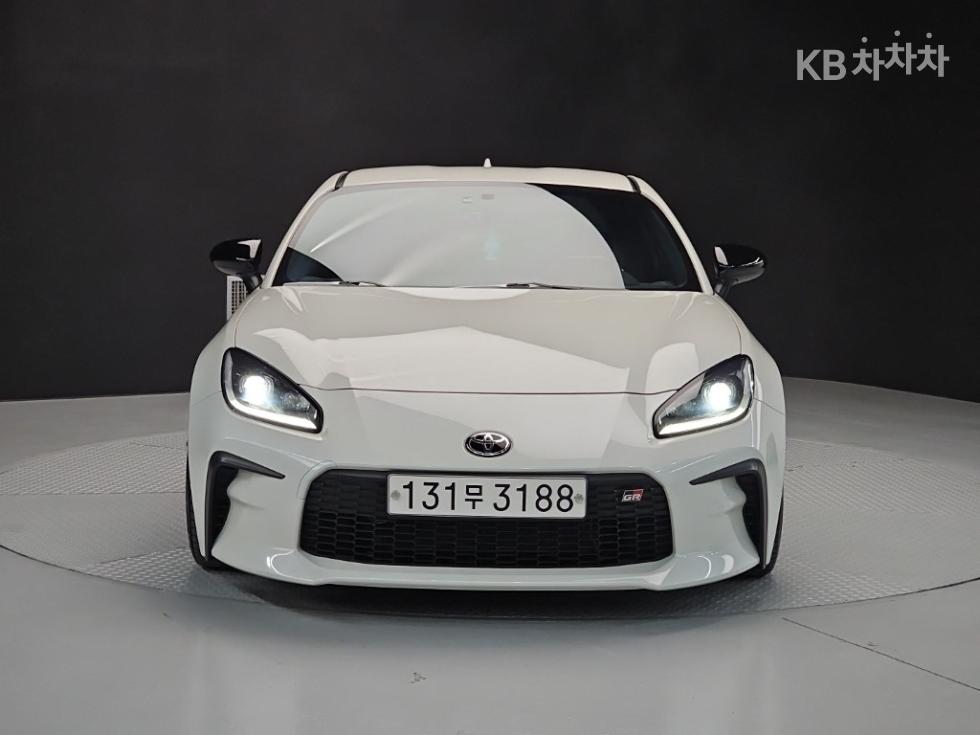 Toyota 86 Premium — фото 2