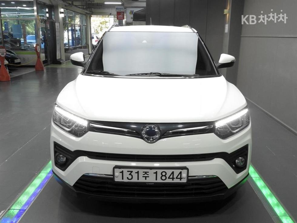 KG Mobility Tivoli BASE MODEL — фото 1