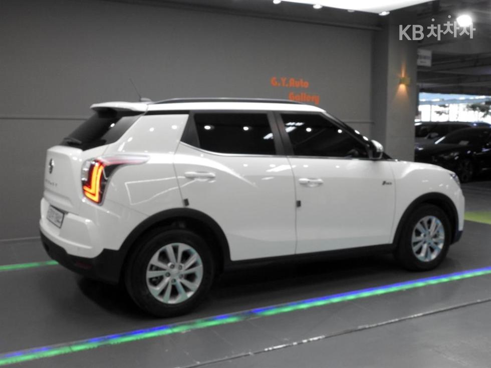 KG Mobility Tivoli BASE MODEL — фото 3