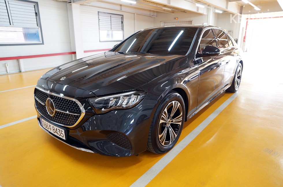 Mercedes-Benz E-Class Avantgrade — фото 2