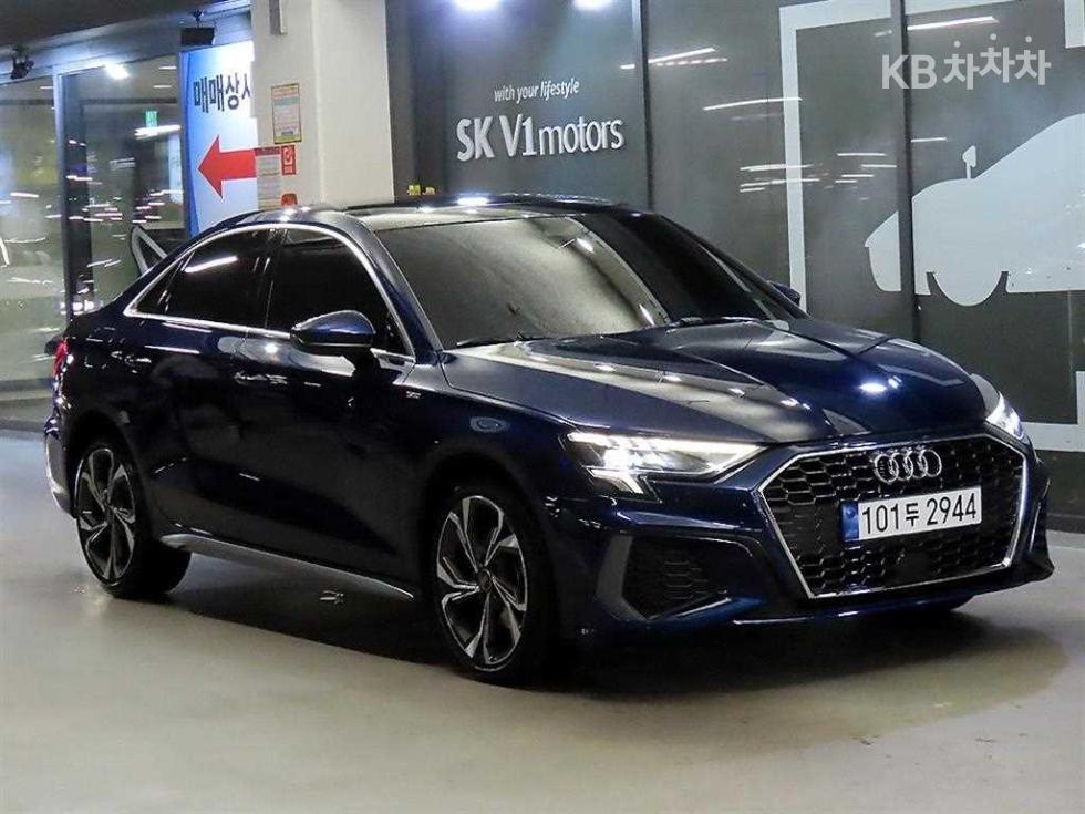 Audi A3 Premium — фото 1