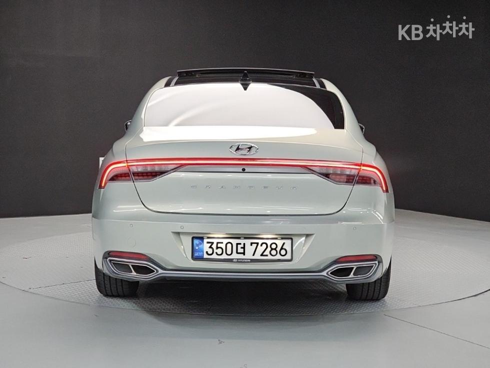 Hyundai Grandeur CALLIGRAPHY — фото 3