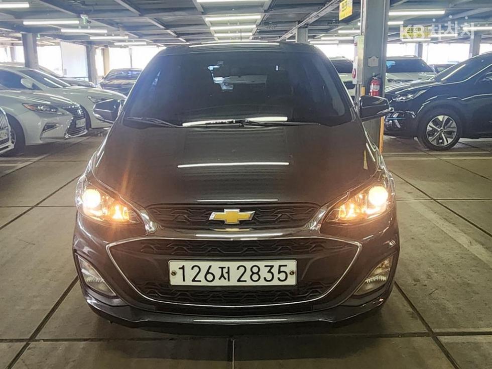 GM Korea Chevrolet Spark BASE MODEL — фото 1