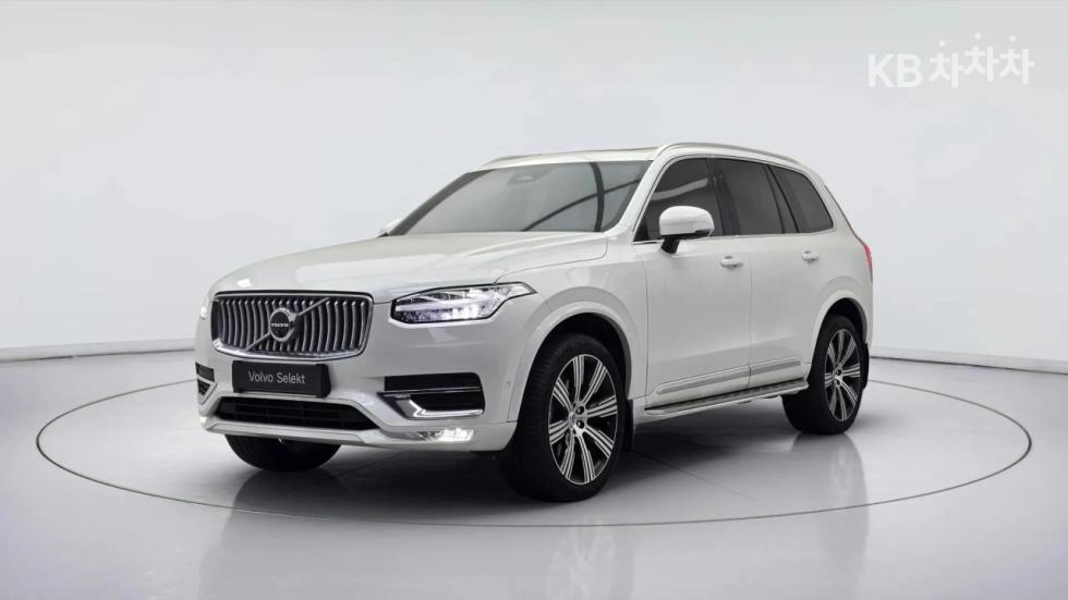Volvo XC90 Ultimate Bright — фото 1
