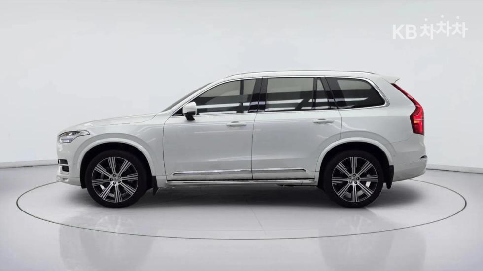 Volvo XC90 Ultimate Bright — фото 3