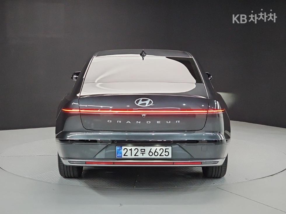 Hyundai Grandeur Premium — фото 3