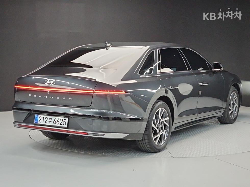 Hyundai Grandeur Premium — фото 4