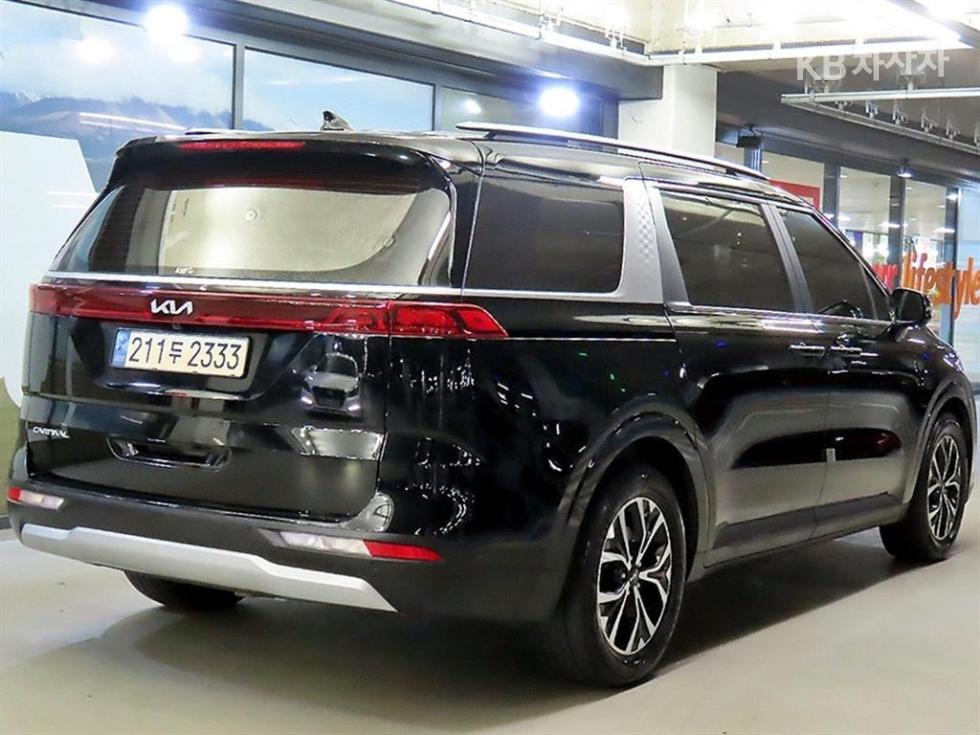 Kia Carnival PRESTIGE — фото 4